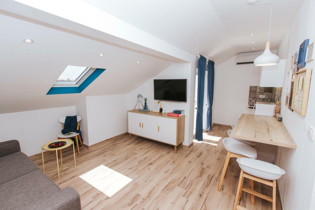 Fyaka Loft Apartments Водице Екстериор снимка