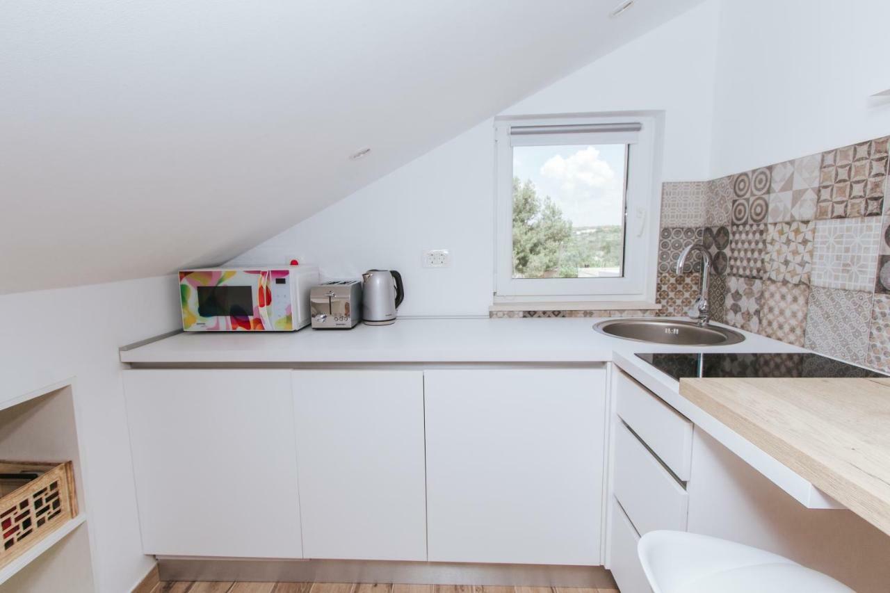 Fyaka Loft Apartments Водице Екстериор снимка