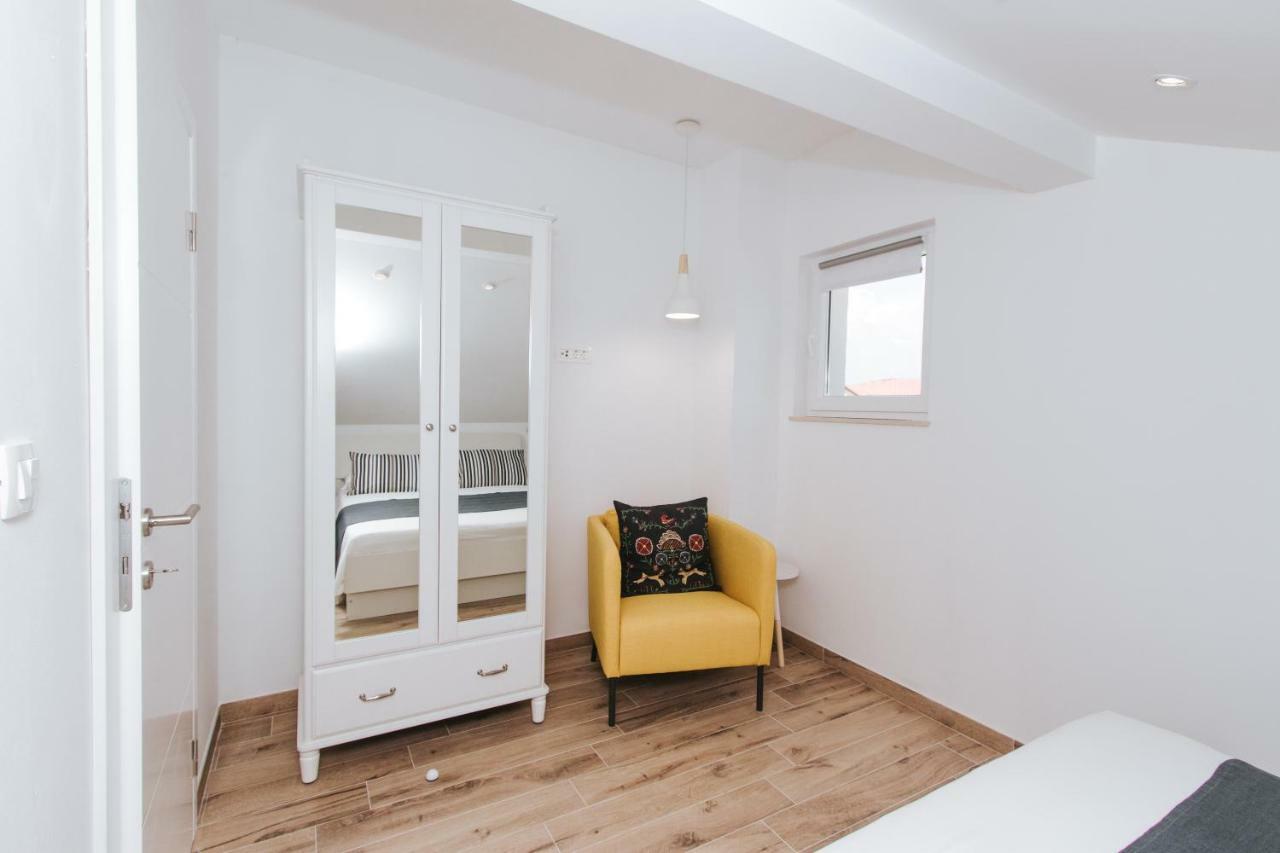 Fyaka Loft Apartments Водице Екстериор снимка