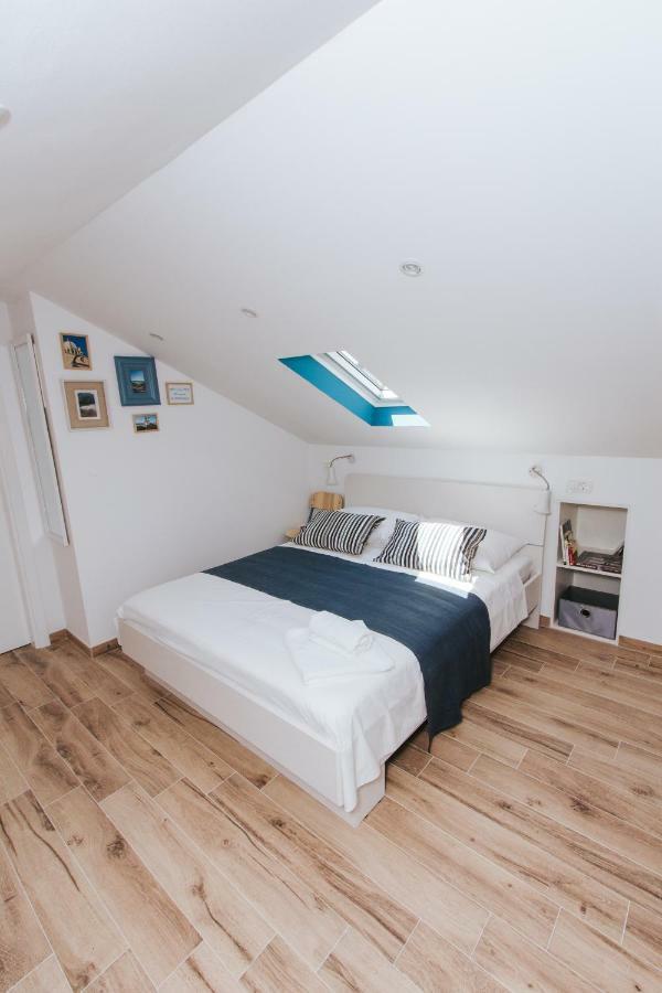Fyaka Loft Apartments Водице Екстериор снимка